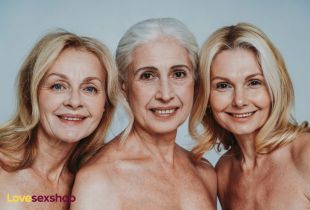 Abrazar la intimidad durante la menopausia: Una guía sexológica para disfrutar entre las sábanas